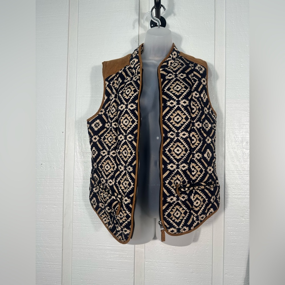 Entro Navy White Aztec Southwestern Quilted Full Zip Front Vest Sz Large EUC